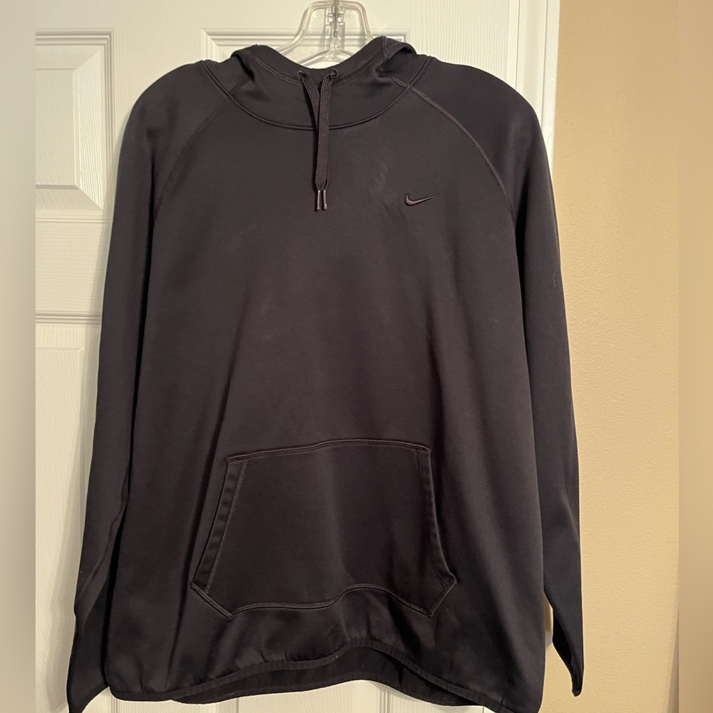 Black Nike hoodie! Men’s XL.